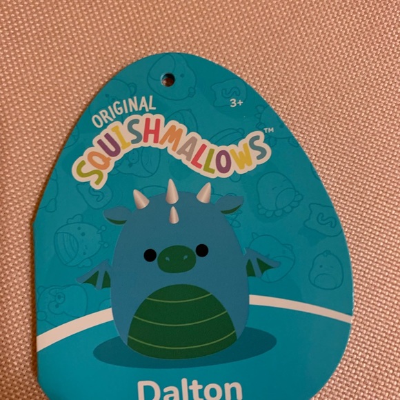 Squishmallow- clip-on Dalton the Dragon - Picture 4 of 5